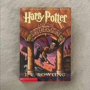 Scholastic Harry Potter and the Sorcerer’s Stone